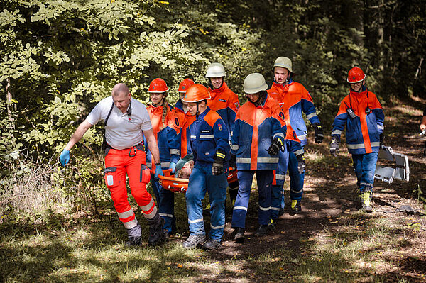 24-Stunden-Berufsfeuerwehrtag der Jugendfeuerwehr Nittenau