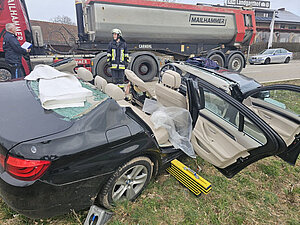 Verkehrsunfall Pkw gegen Lkw
