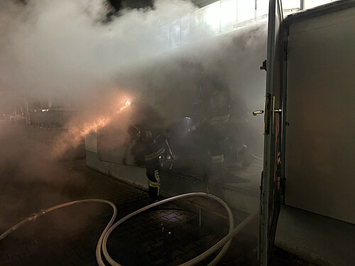 Nittenau Fire Department: Industrial fire on 01/20/2023