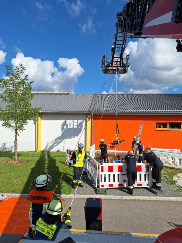 Intensive training day at the Regensburg Fire Academy